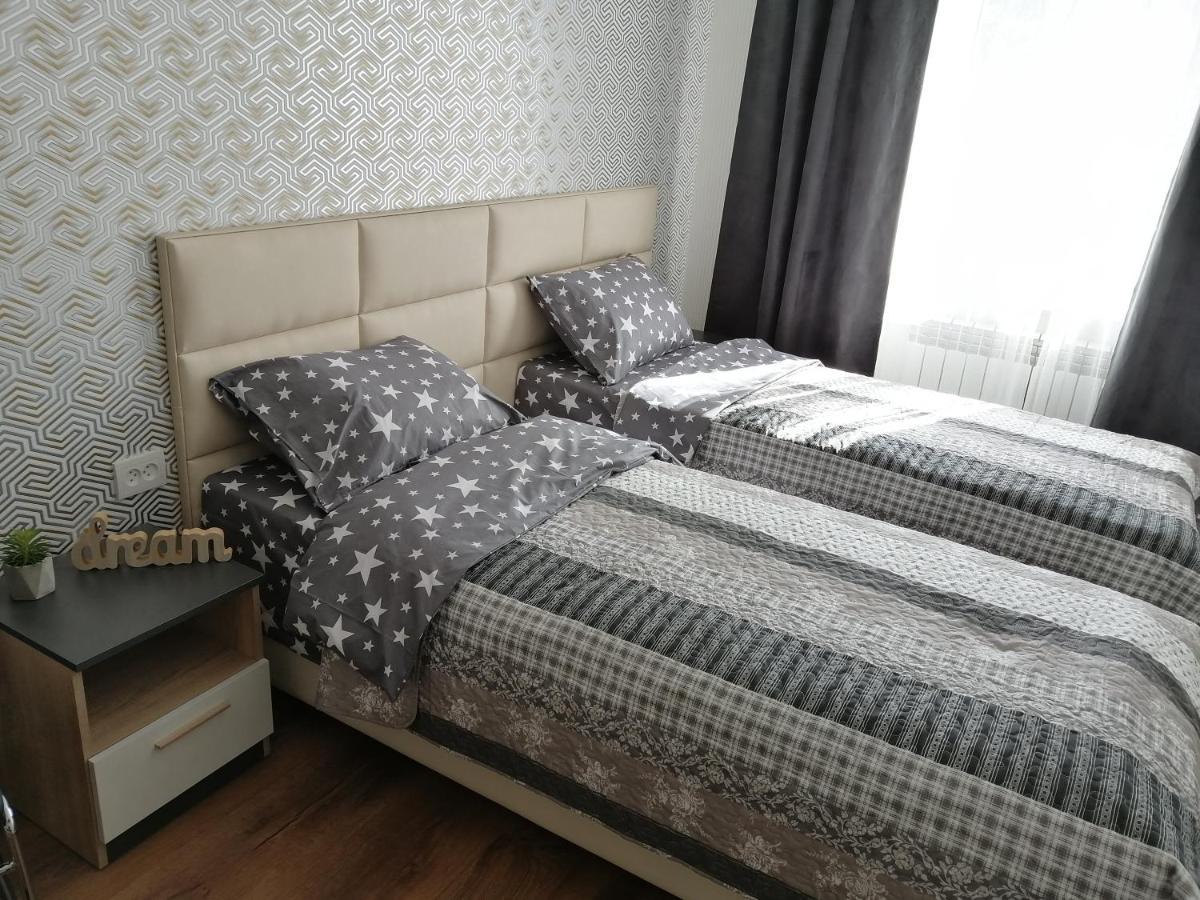 3 Room Premium Apartment 2020 New In Very Heart Of The City Херсон Экстерьер фото